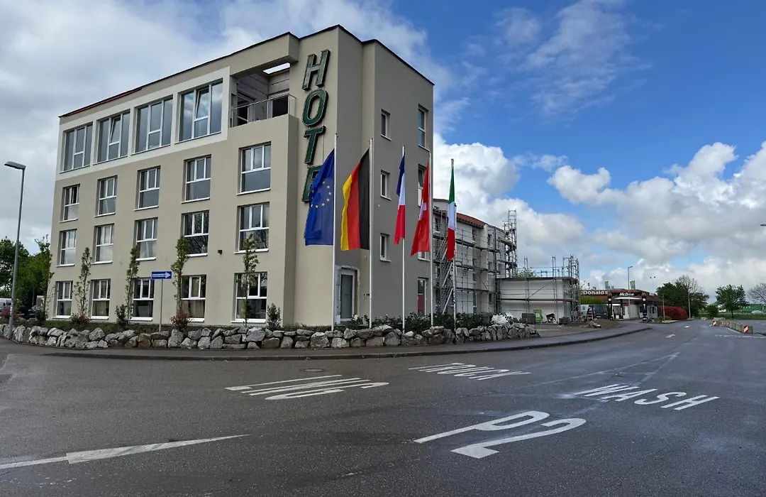 Highway Hotel-1