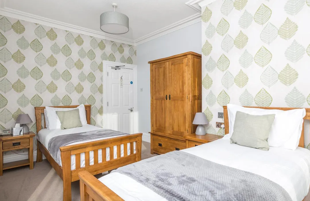 Lauriston Hotel-1