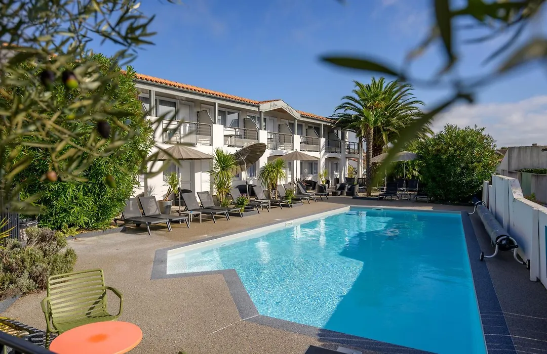 Hôtel Le Peu Breton-1