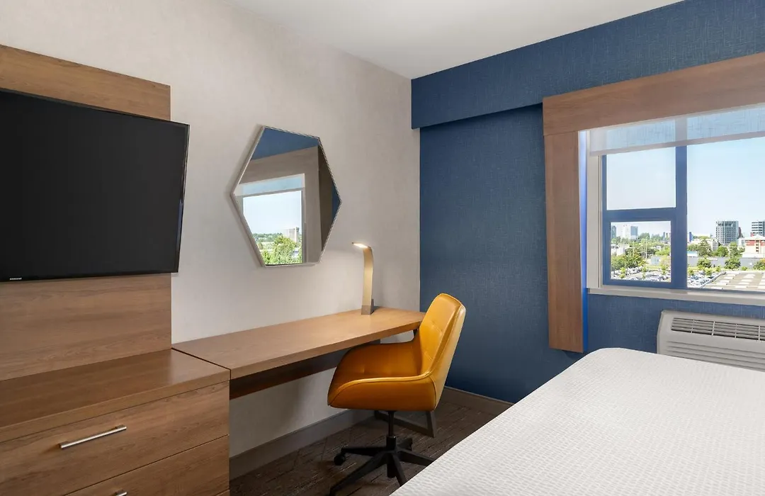 Holiday Inn Express Vancouver Airport-Richmond By Ihg-1