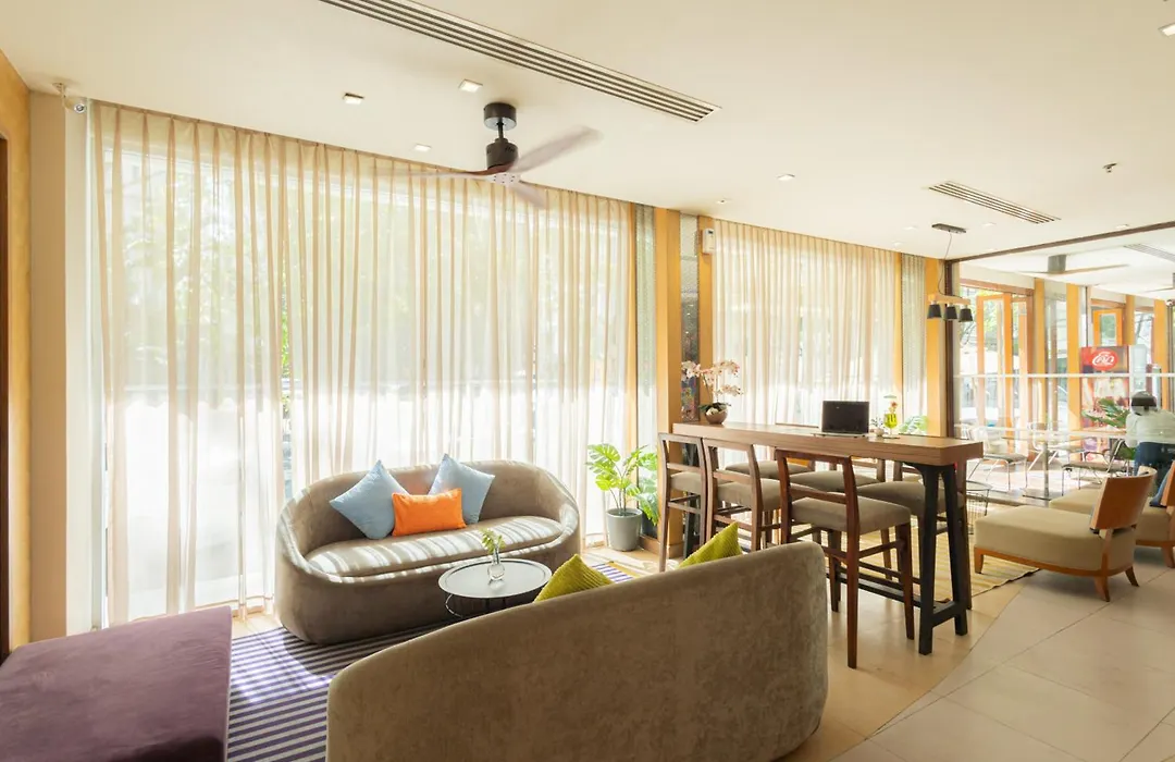 Ashlee Plaza Patong Hotel & Spa-1