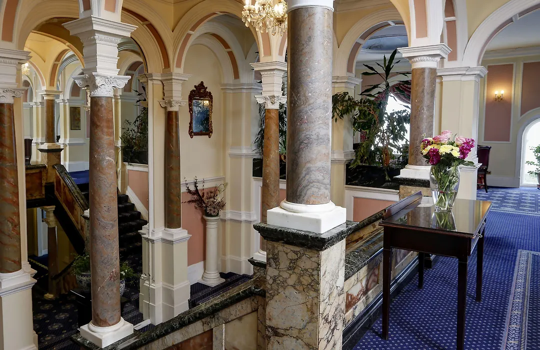 Royal Victoria Hotel-1