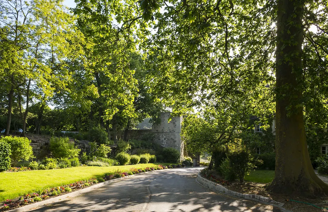 Chateau De Fere-1
