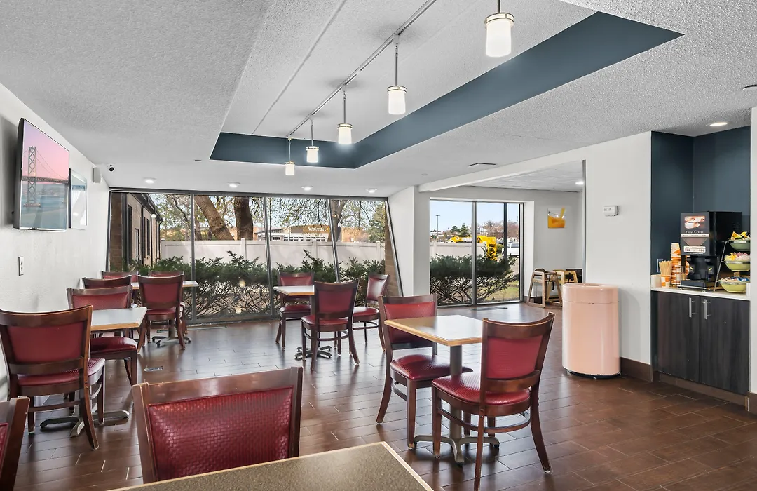 Quality Inn & Suites Mall Of America - Msp Airport-1
