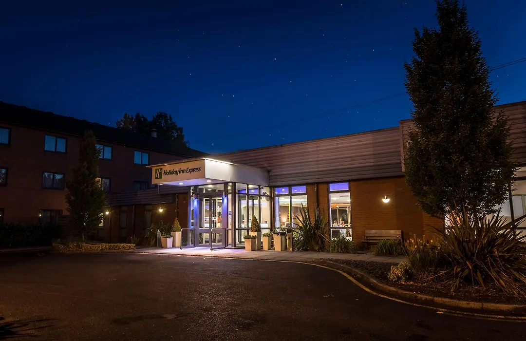 Holiday Inn Express Preston South By Ihg-1