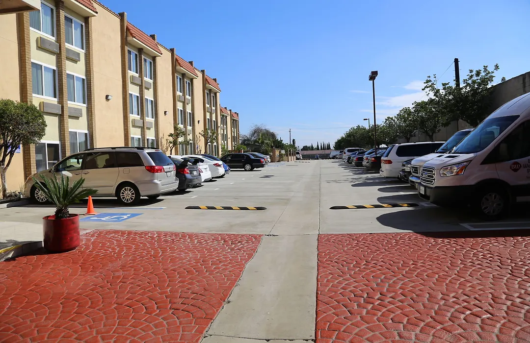 Best Western Plus South Bay Hotel-1