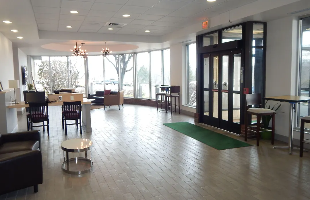 Ramada By Wyndham Beaver Falls-1