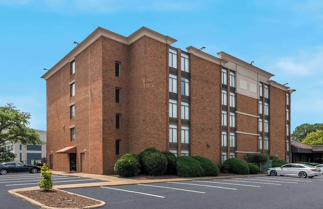 Best Western Hampton Coliseum Inn-1