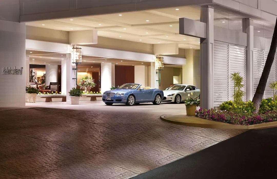 Halekulani - No Resort Fee-1
