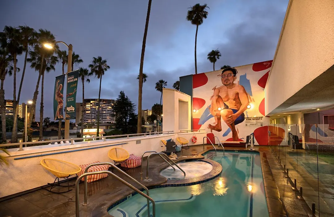 The Kinney - Venice Beach-1