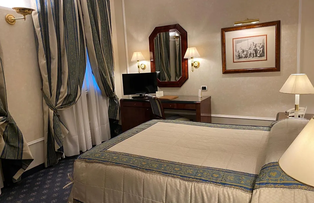 Hotel De La Ville-1