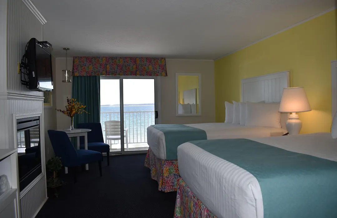 Breakers Resort - Lakeside-1