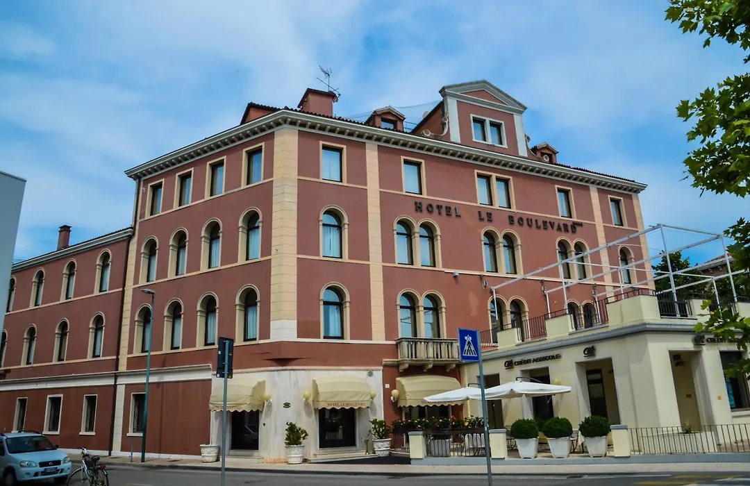 Hotel Le Boulevard-1