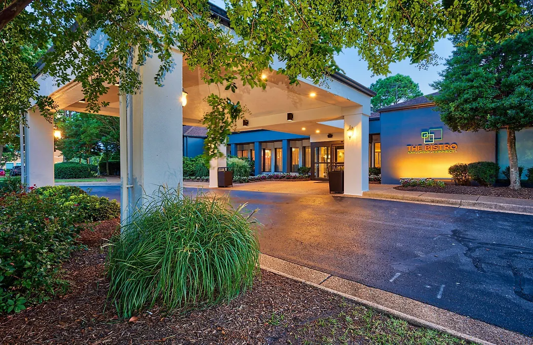 Country Inn & Suites By Radisson, Hampton Coliseum-1