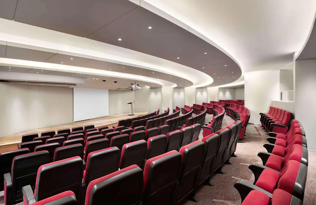 Ramada By Wyndham Lisbon-1