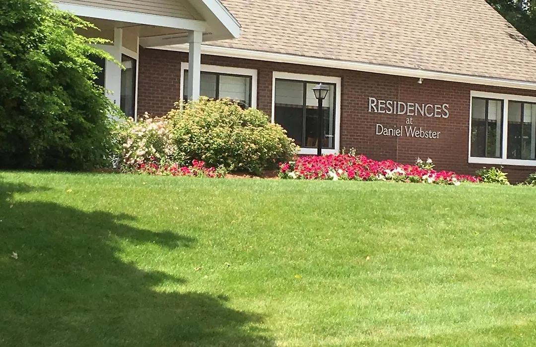 Residences At Daniel Webster-1