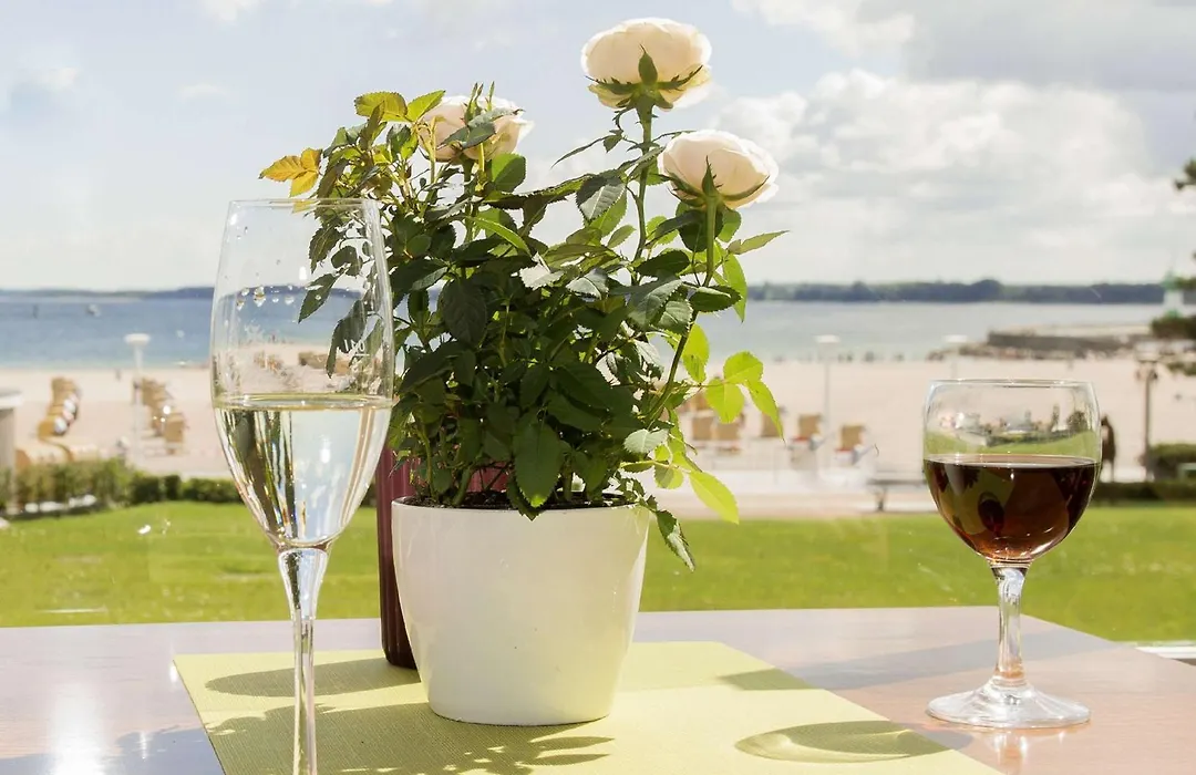 Maritim Strandhotel Travemünde-1