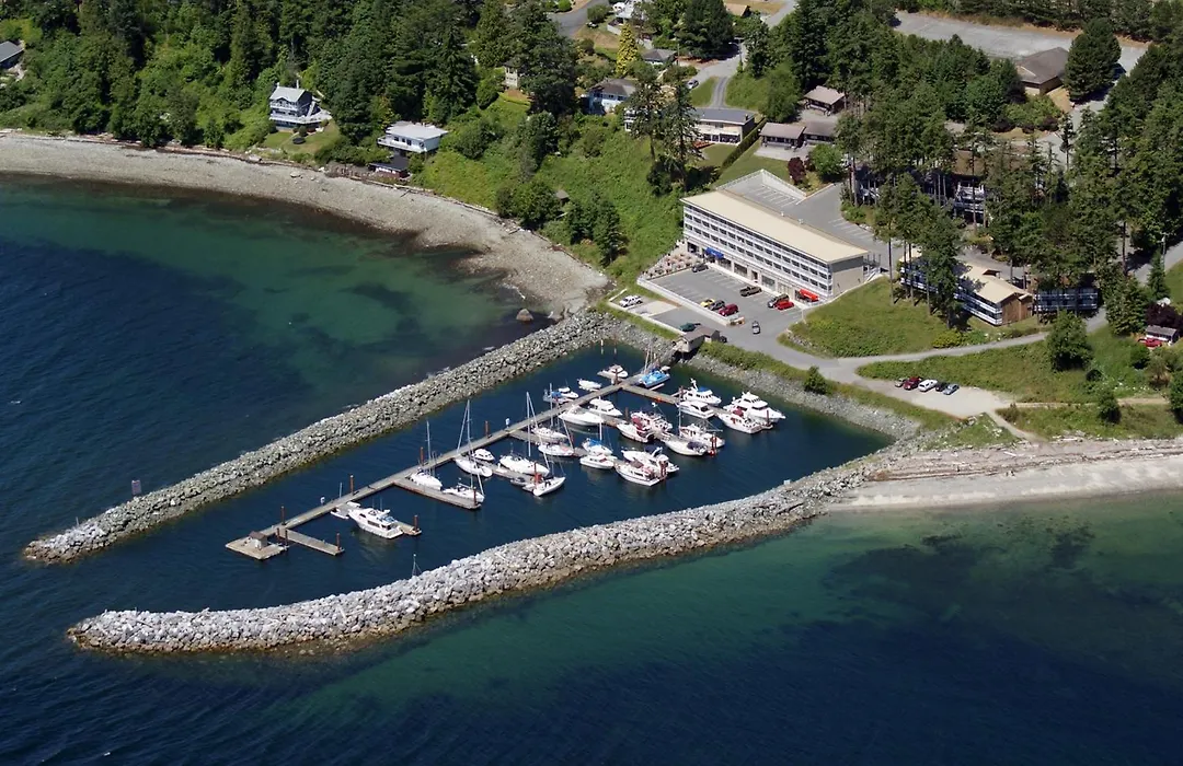 Beach Gardens Resort And Marina-1