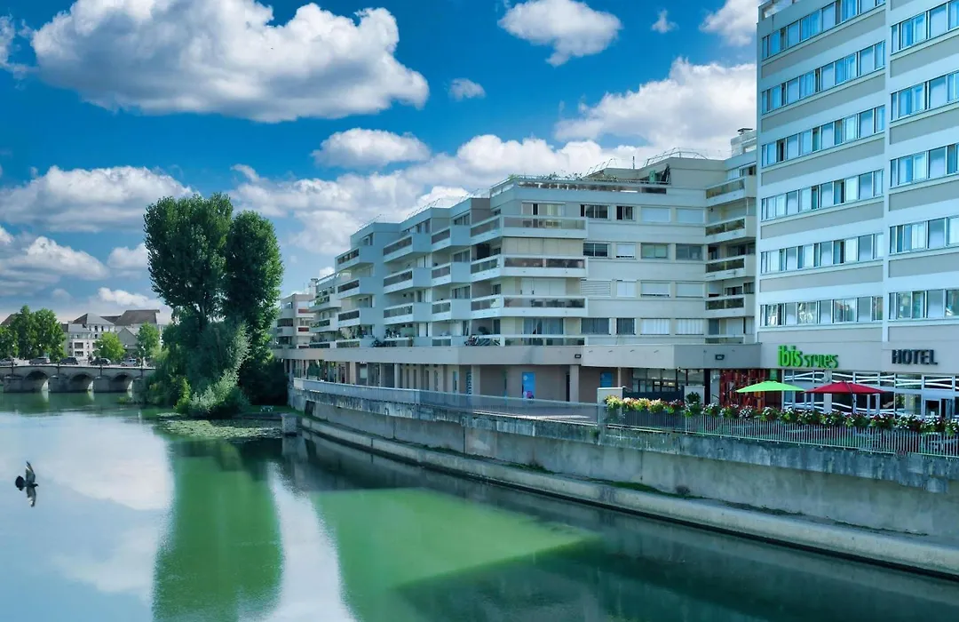 Ibis Styles Meaux Centre-1