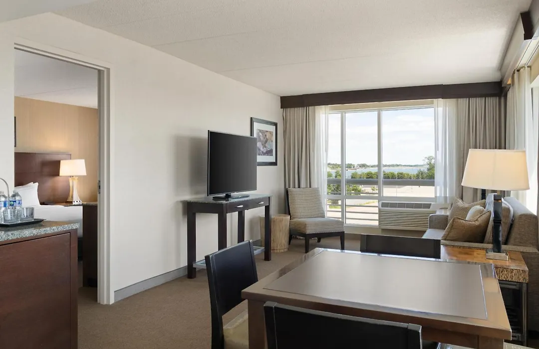 Doubletree By Hilton Hotel Boston Bayside-1