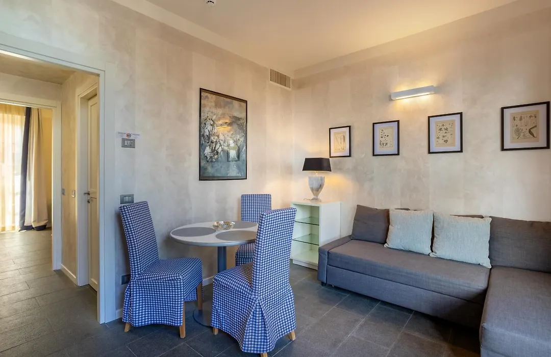 Residence Hotel Antico Verbano-1