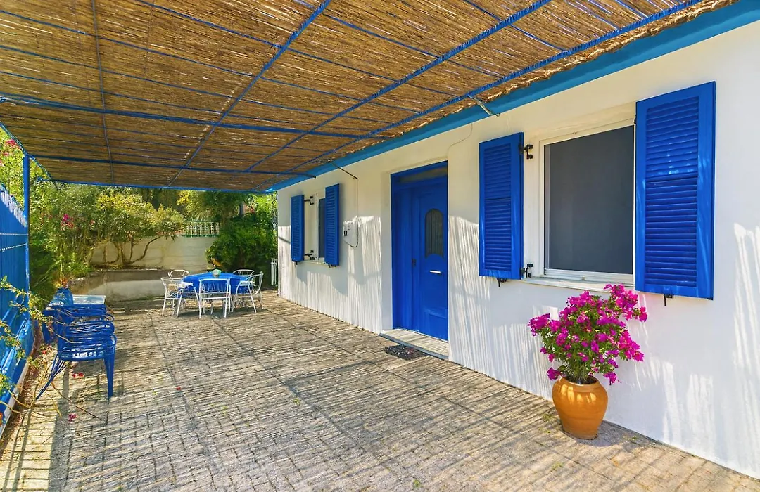 Blue White Apartments - Kefallonia Poolside Retreats-1