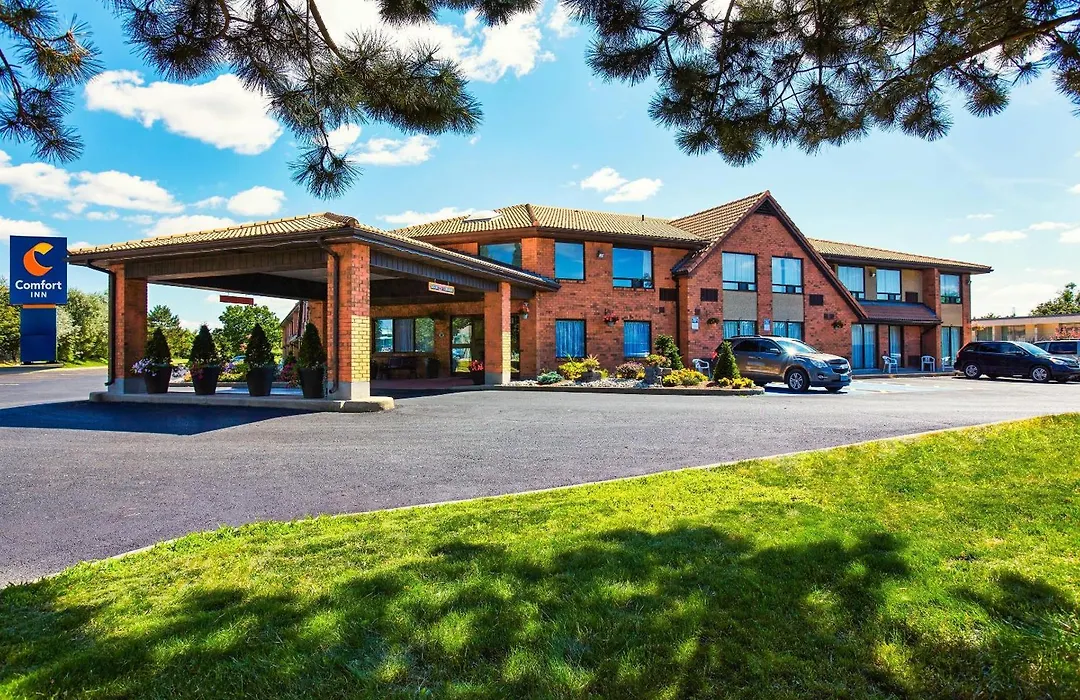 Comfort Inn Alma - Lac-Saint-Jean-1
