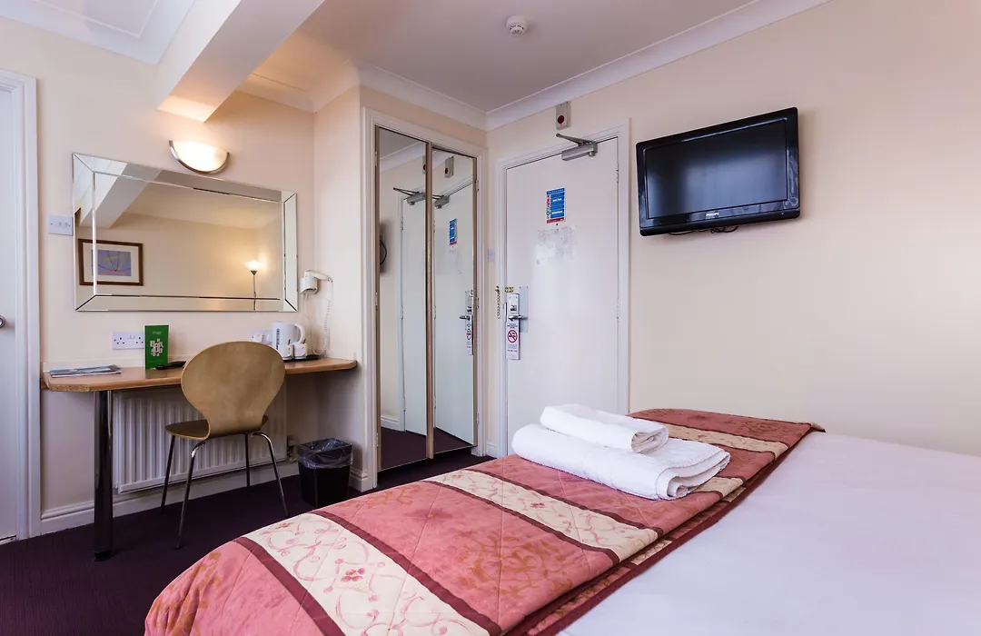 The Gardens Hotel-1