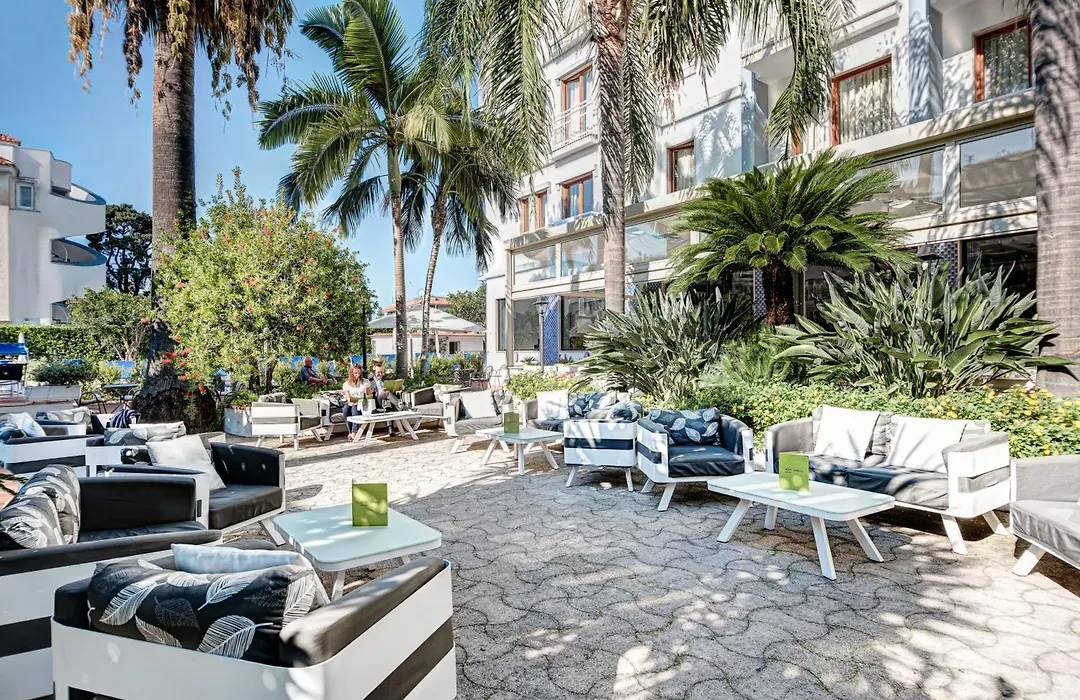 Hotel Caravel-1