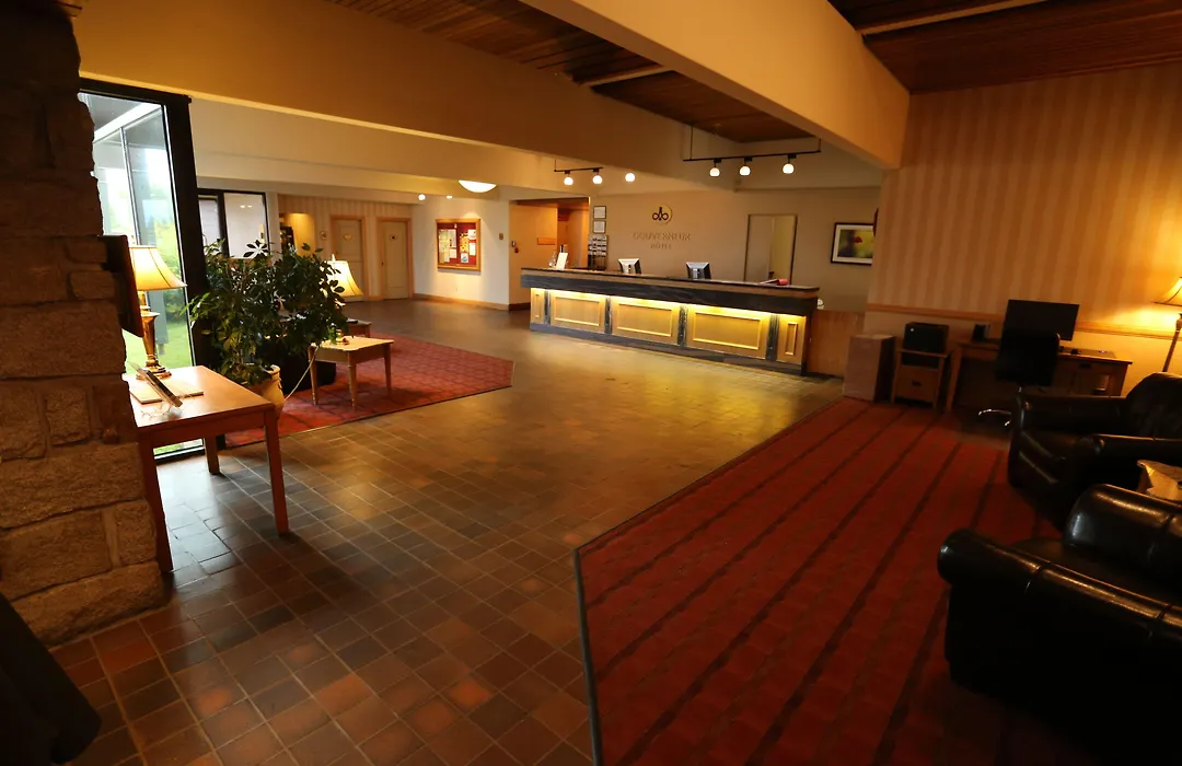 Hotels Gouverneur Sept-Iles-1