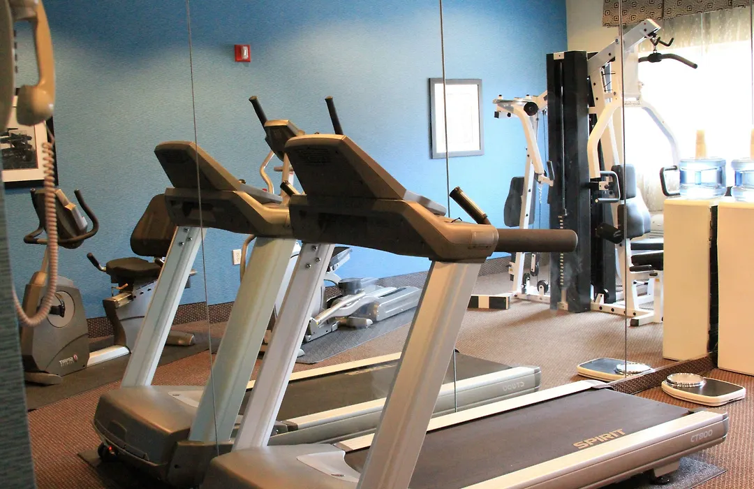 Best Western Plus Arlington North Hotel & Suites-1