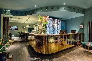 Manhattan Hotel-1