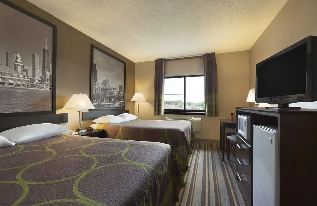 Super 8 By Wyndham Bridgeview/Chicago Area-1