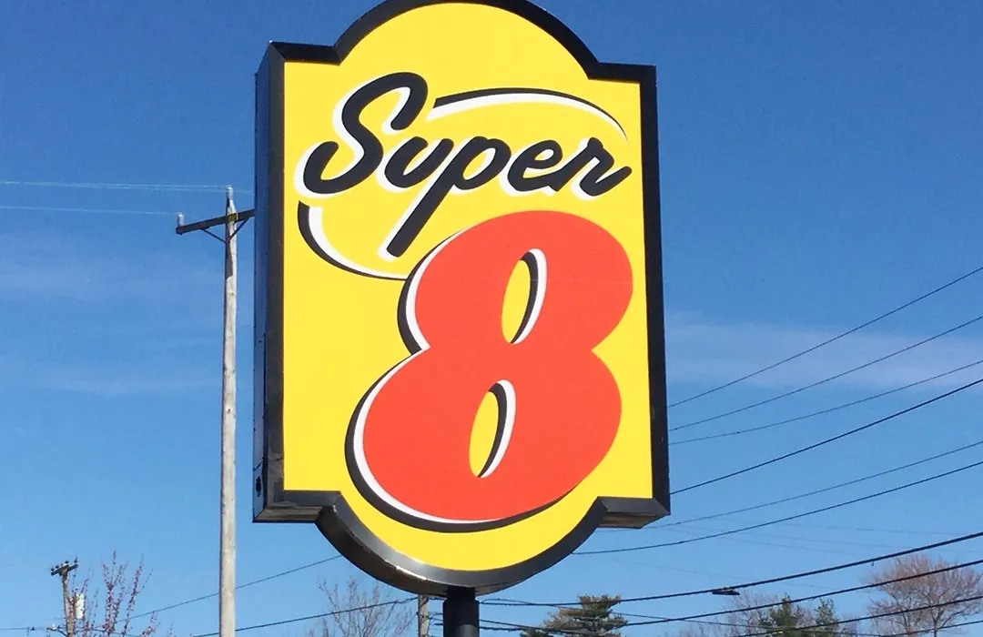 Super 8 By Wyndham Portland/Westbrook Area-1