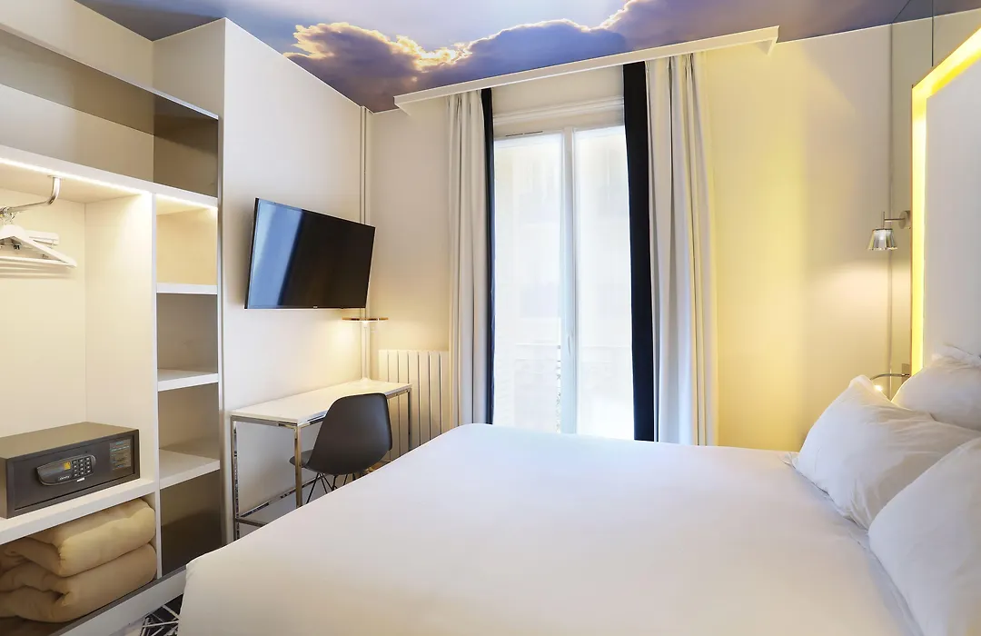 Nouvel Hotel Eiffel-1