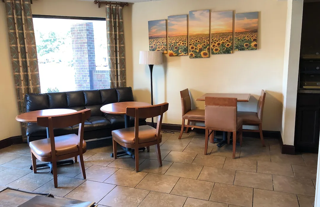 Days Inn By Wyndham Tappahannock-1