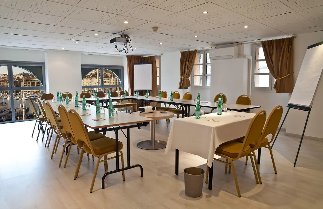 Maisons Du Monde Hotel & Suites - Marseille Vieux Port-1