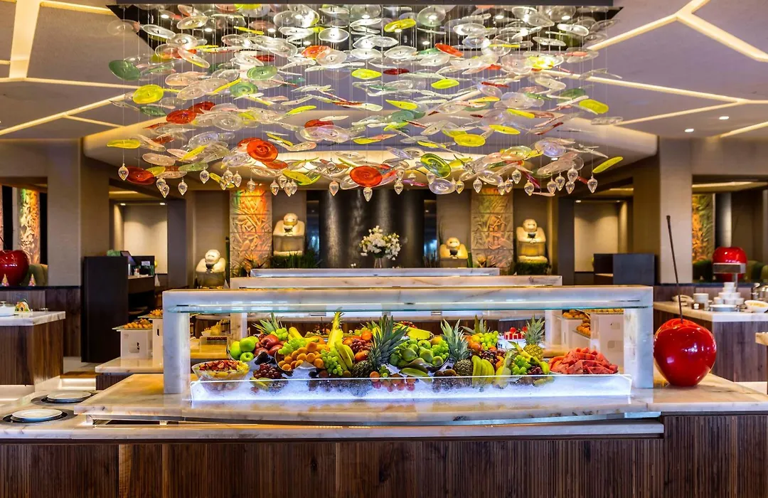 Four Seasons Hotel-1