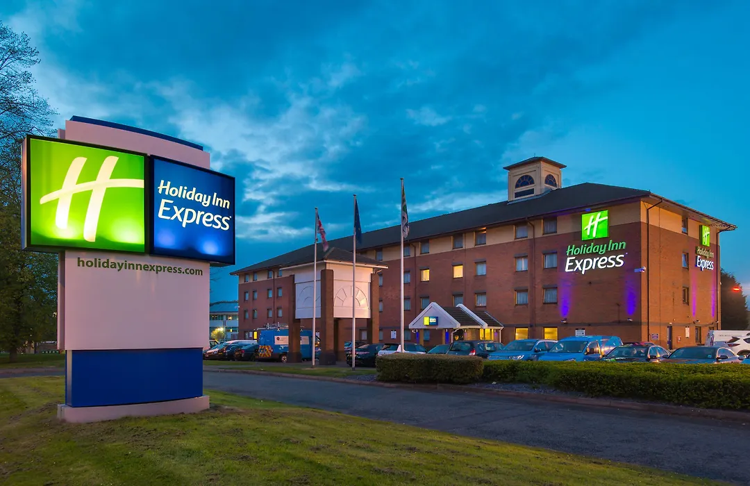 Holiday Inn Express Birmingham Oldbury By Ihg-1