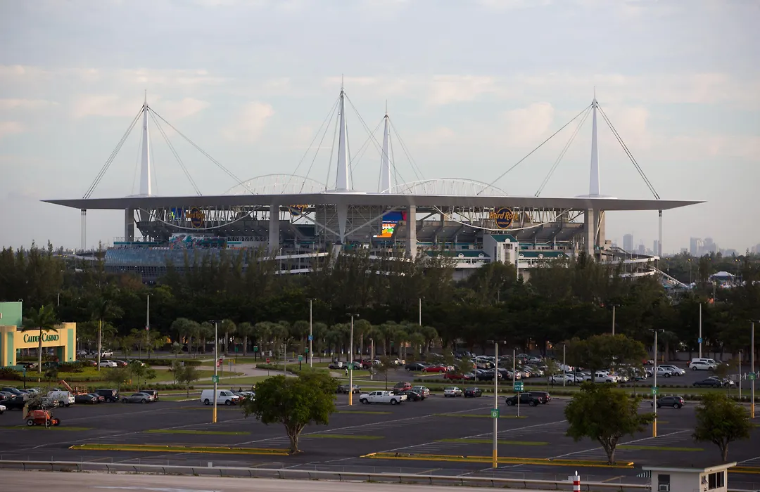 Stadium Hotel-1