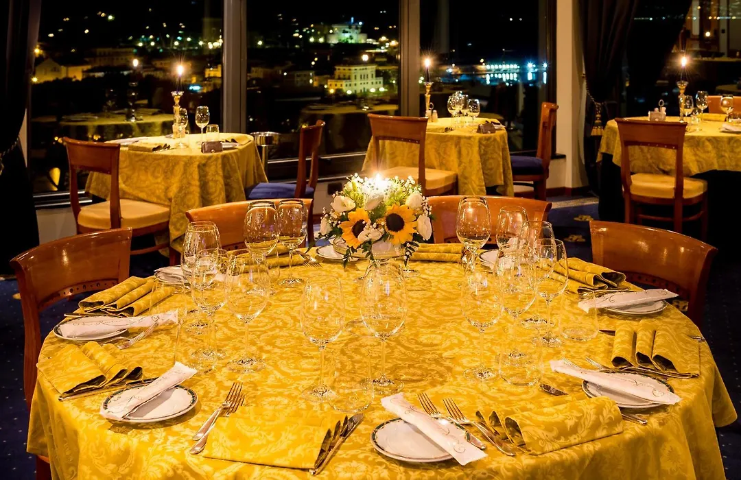 Hotel Vis A Vis-1