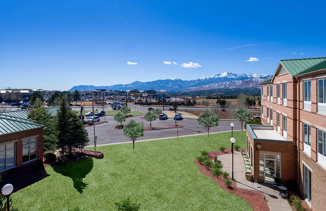 Hilton Garden Inn Colorado Springs North Air Force Academy-1
