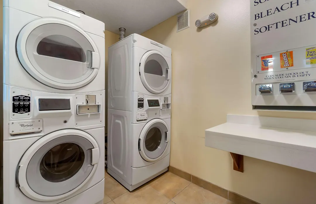 Best Western Plus Park Place Inn&Suites-1