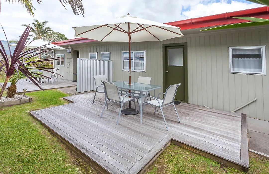 Tairua Shores Motel-1