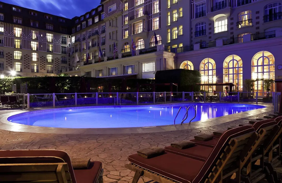 Hotel Barriere Le Royal Deauville-1