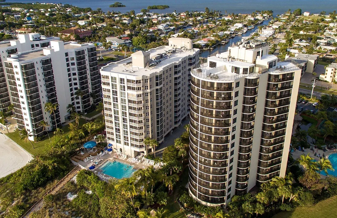 Gullwing Beach Resort-1