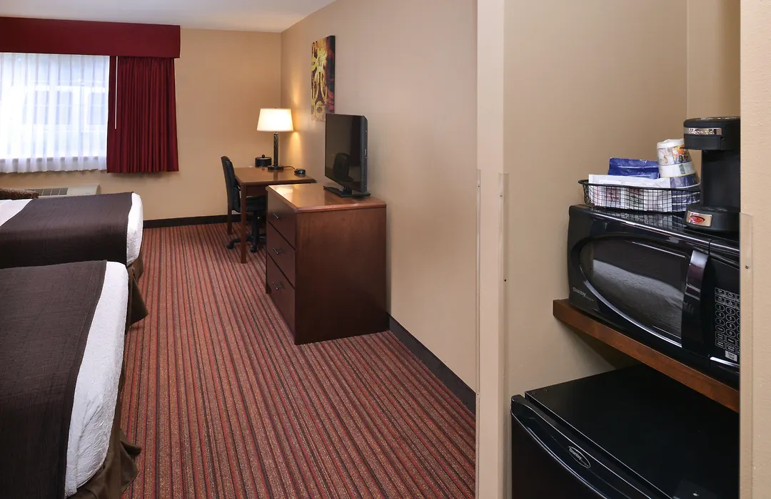 Best Western Woodland Inn-1