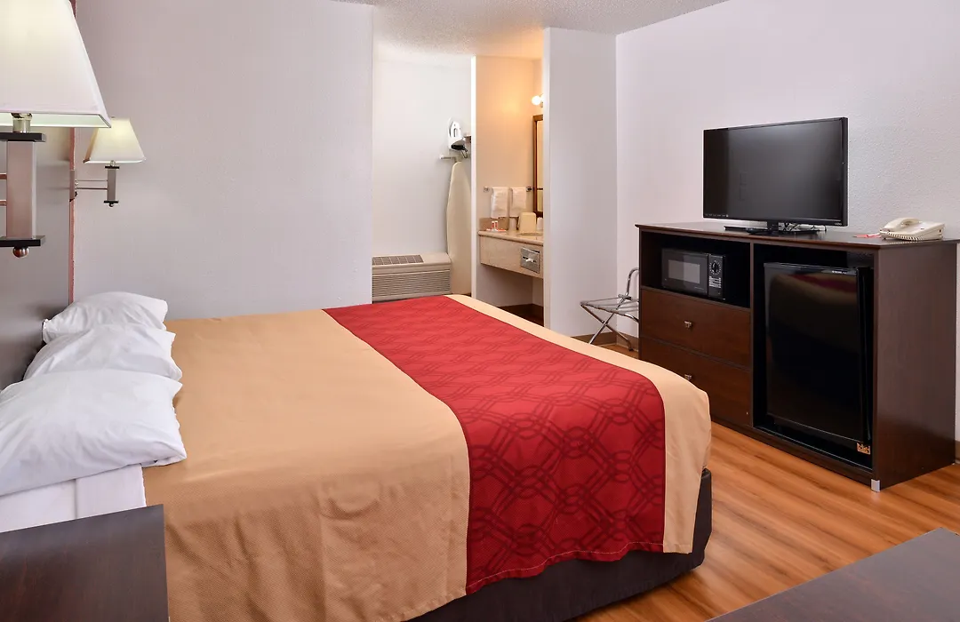 Bend Inn & Suites-1