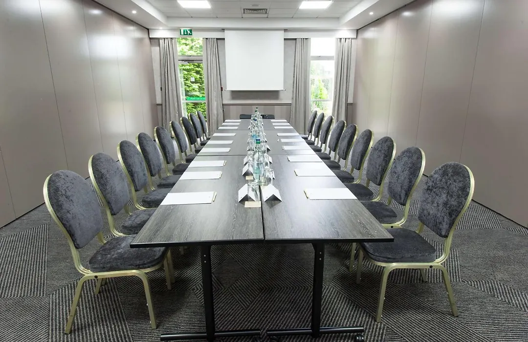 Doubletree By Hilton Glasgow Strathclyde-1