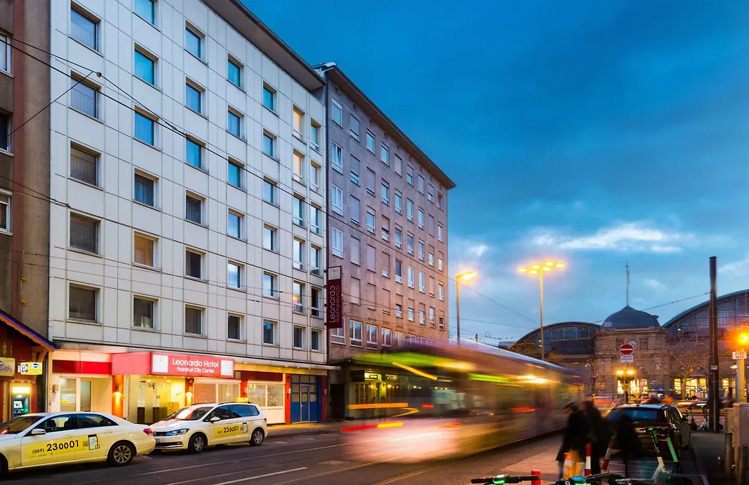 Leonardo Hotel Frankfurt City Center-1